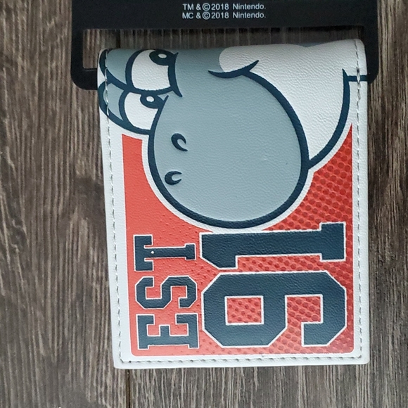 ❤️ Super Nintendo Super Mario World Wallet - Brand New - Picture 2 of 8